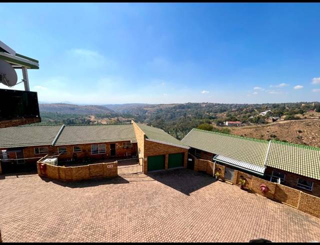 3 BEDROOM TOWNHOUSE FOR SALE IN RANT EN DAL